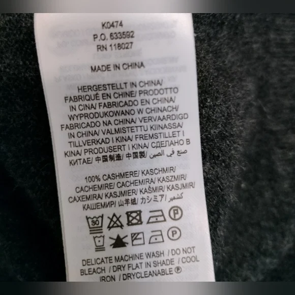 EUC! Boden Classic Cashmere Gray Women's Sweater. Size S - Picture 5 of 6